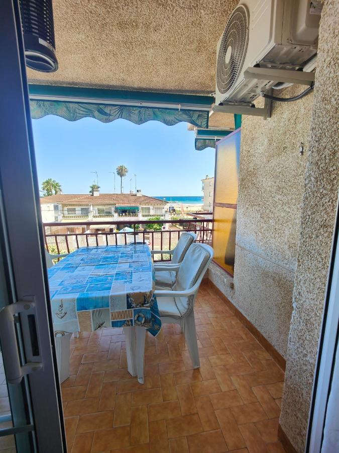 Apartamento En La Playa Cunit Bagian luar foto